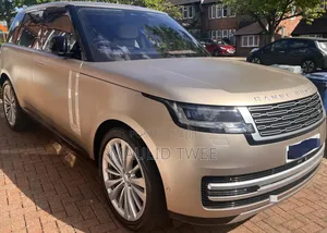 Land Rover Range Rover Vogue 2024 Gold