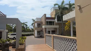 Furnished 1bdrm Apartment in Apartments, Oyster Bay for rent