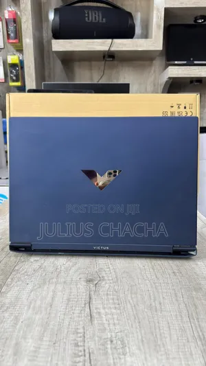 Laptop HP Victus 15 8GB AMD Ryzen 5 SSD 1T