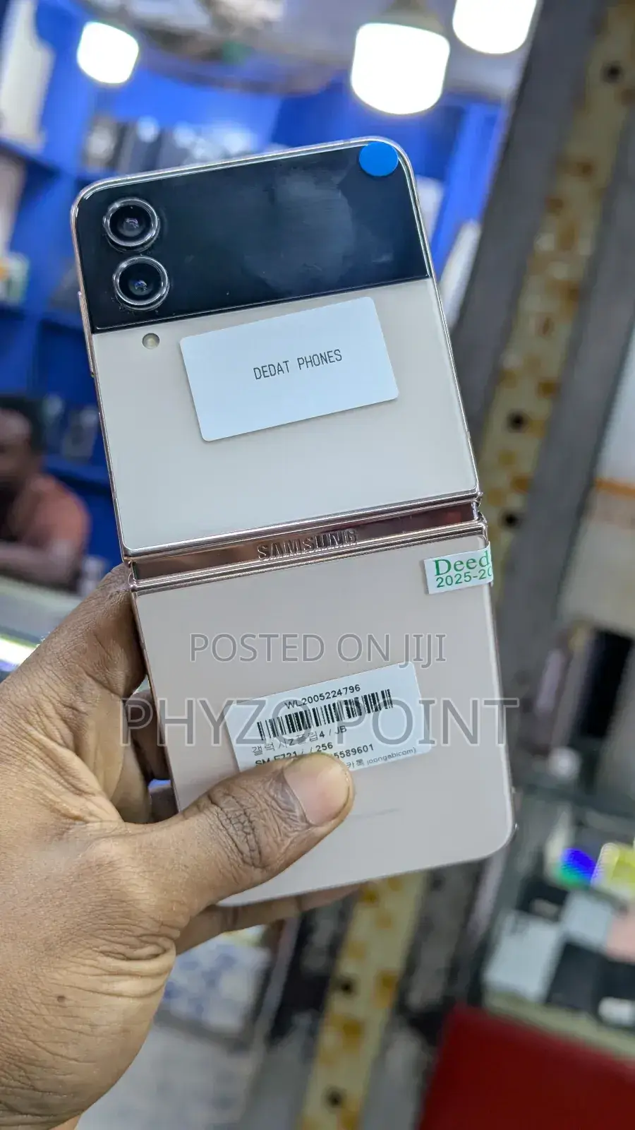 Samsung Galaxy Z Flip4 256 GB Gold