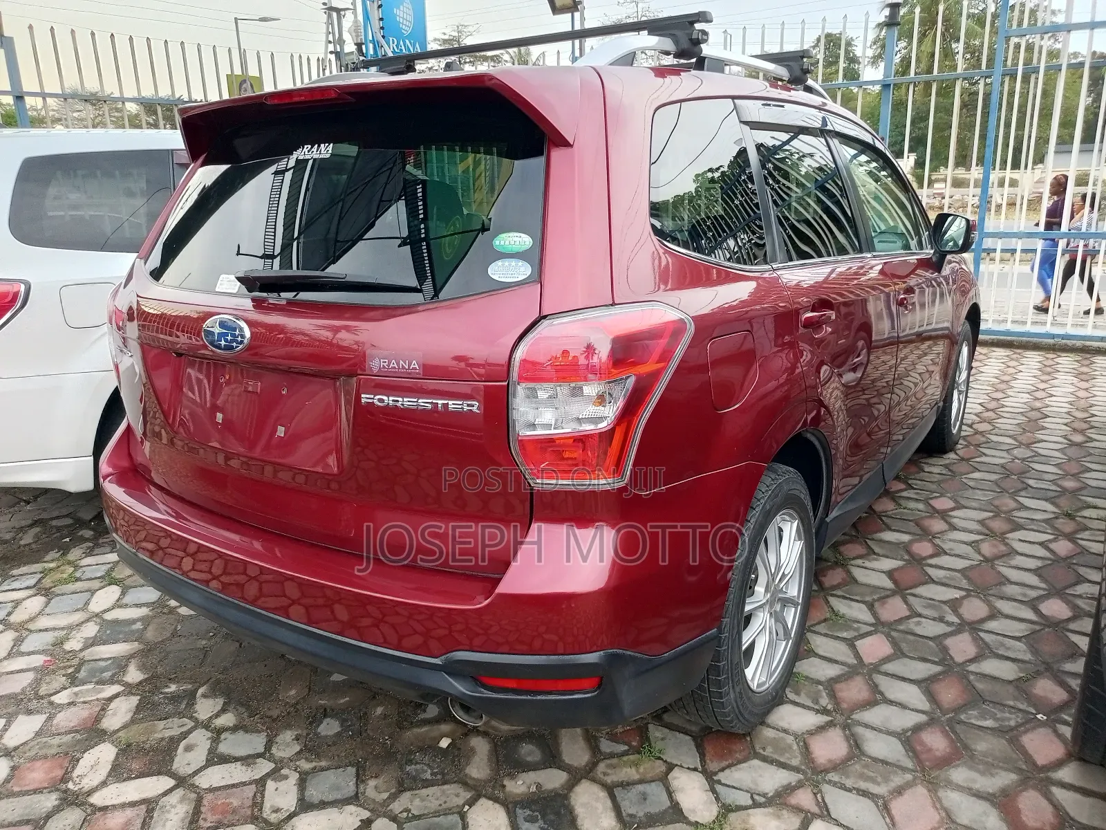 Subaru Forester 2.5i Premium PZEV 4dr SUV AWD (2.5L 4cyl 6M) 2014 Red