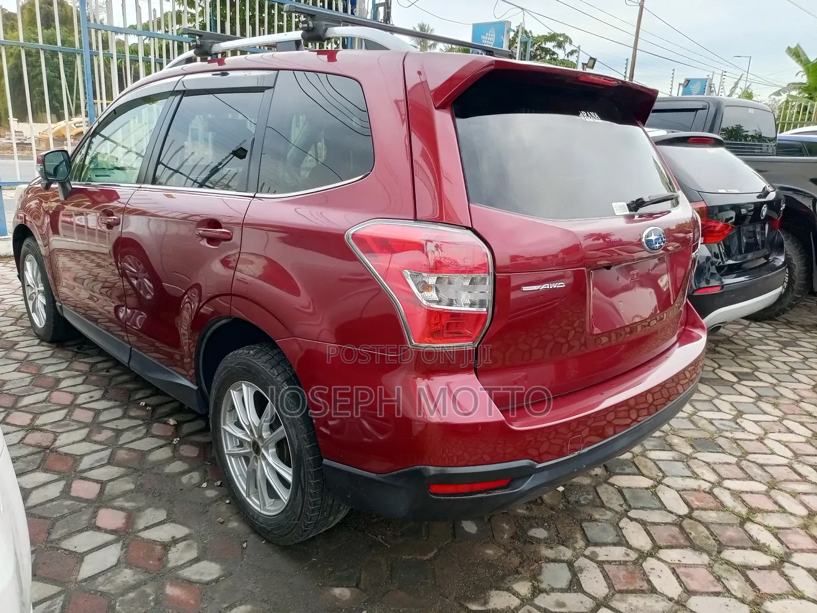 Subaru Forester 2.5i Premium PZEV 4dr SUV AWD (2.5L 4cyl 6M) 2014 Red