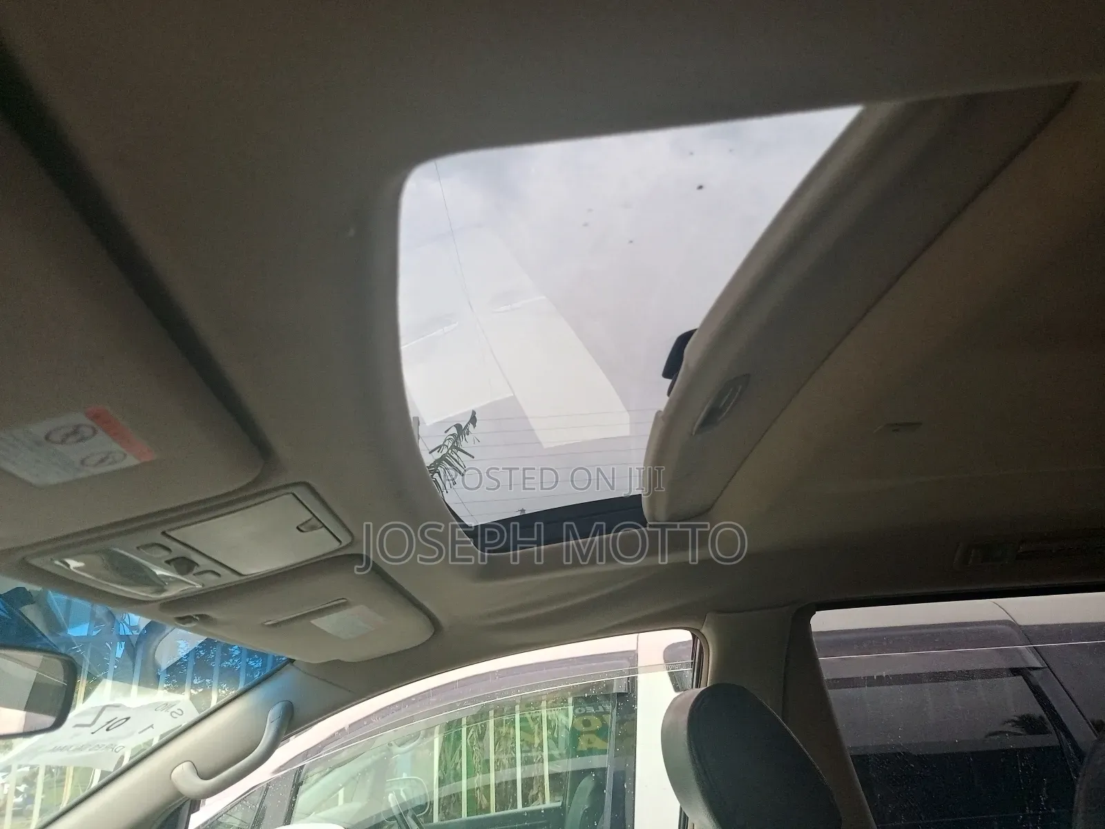Toyota Alphard 2.4 Petrol AWD 2005 White