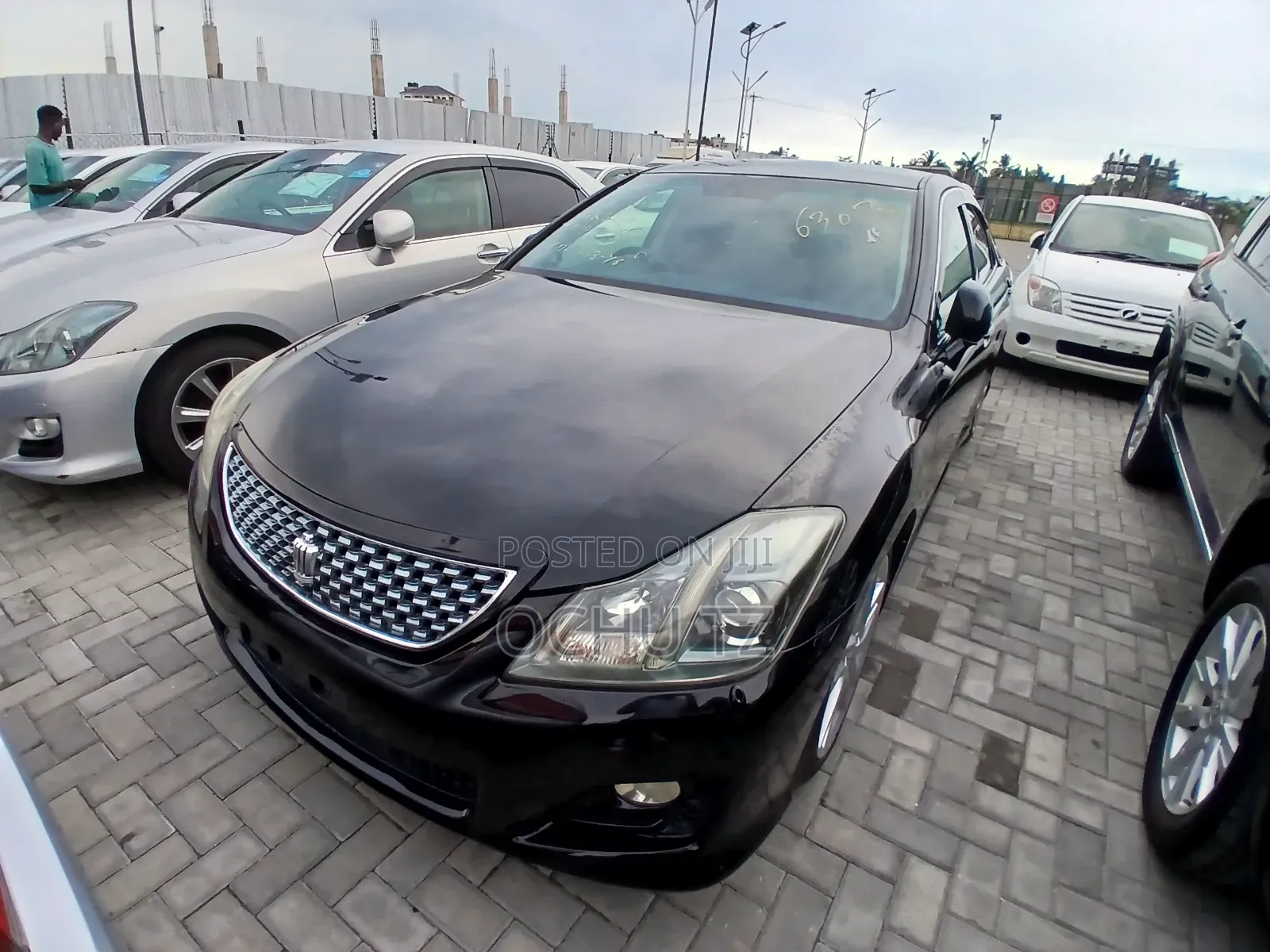 Toyota Crown 2009 Black