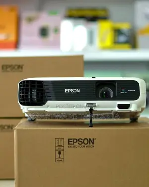 Hd Ready Epson Eb-W04 Projector – Easy Setup Connectivity