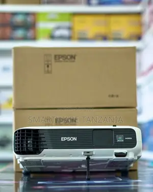 Epson Eb-W04 Projector Vibrant Wxga 3lcd Projector for All Uses