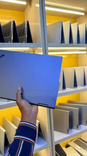 New Laptop Lenovo Thinkpad X1 Yoga 8GB Intel Core I5 SSD 256GB