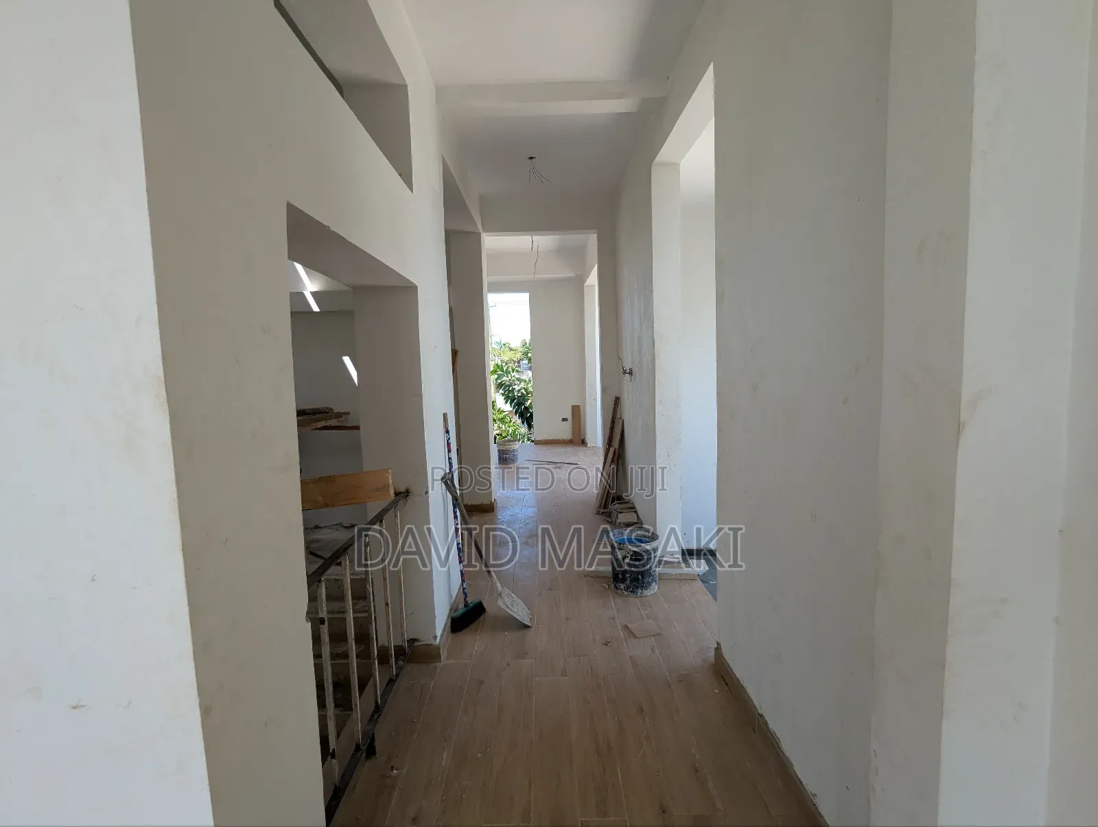 17bdrm Block of Flats in Compound, Masaki for rent