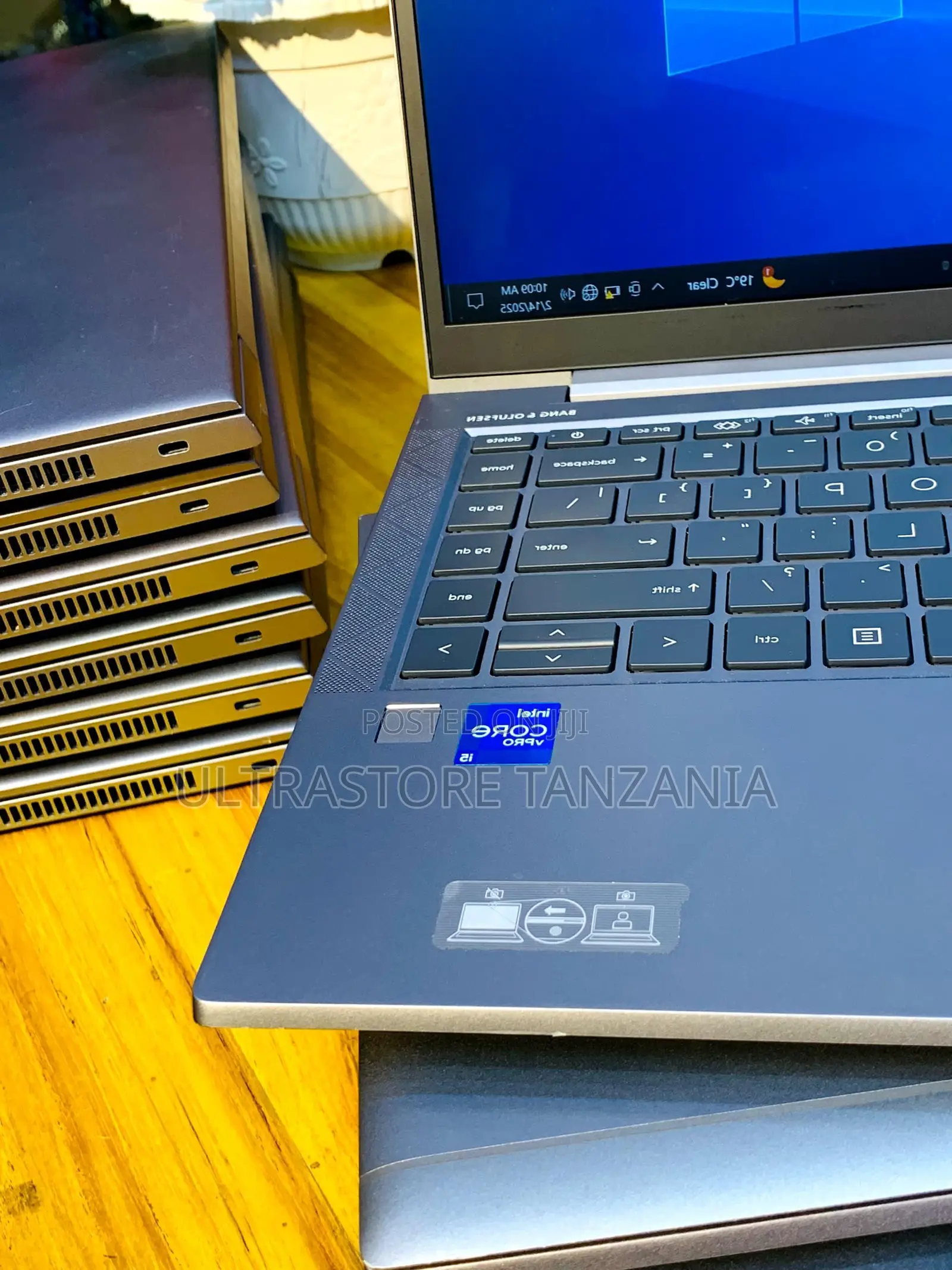 New Laptop HP ZBook Firefly G8 8GB Intel Core i5 SSD 256GB