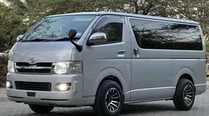 Toyota Quantum 2005 Silver