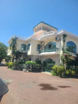 Furnished 4bdrm Villa in Oyster Bay for rent