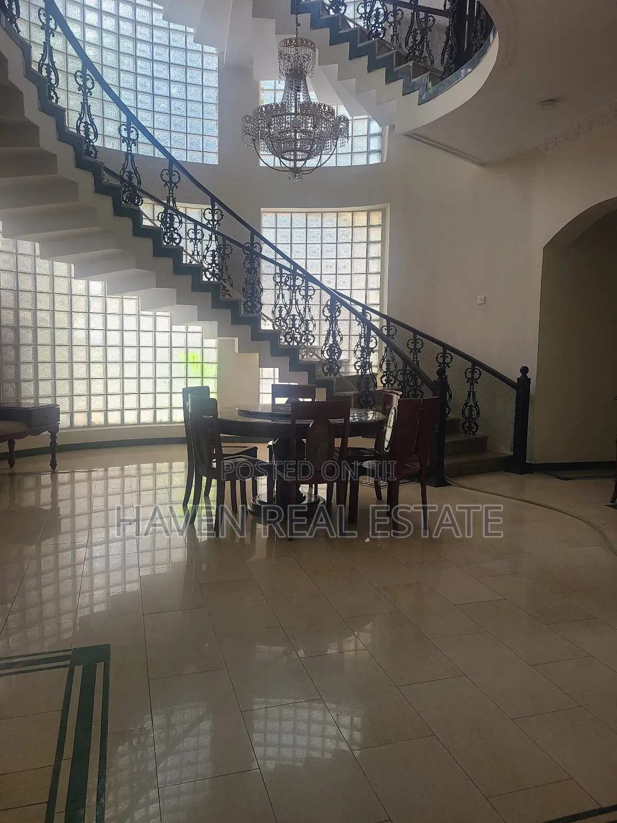 Furnished 4bdrm Villa in Oyster Bay for rent