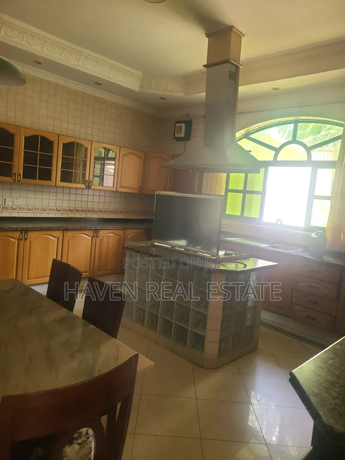 Furnished 4bdrm Villa in Oyster Bay for rent