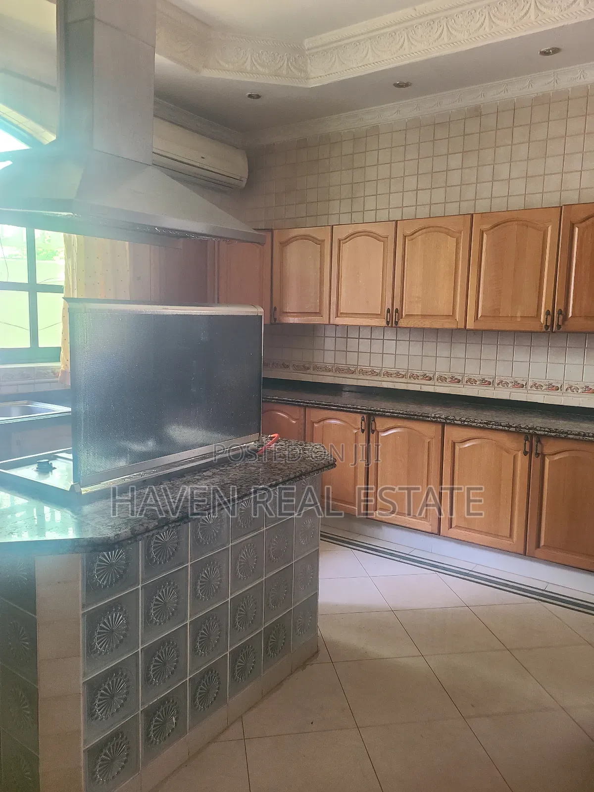 Furnished 4bdrm Villa in Oyster Bay for rent