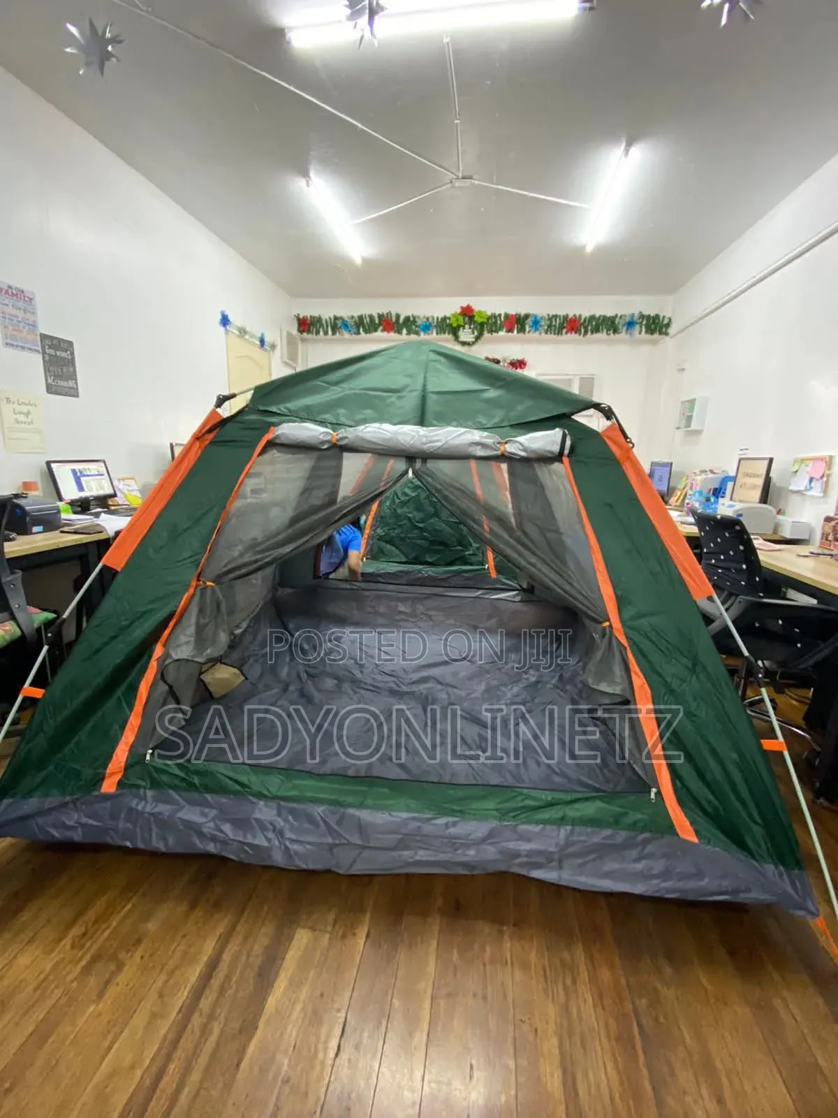 Automatic Tent 6people (4door)
