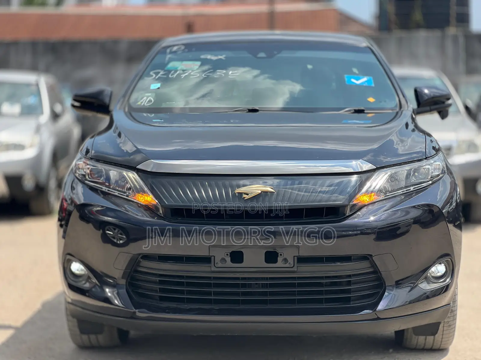 Toyota Harrier 2.0 2015 Blue