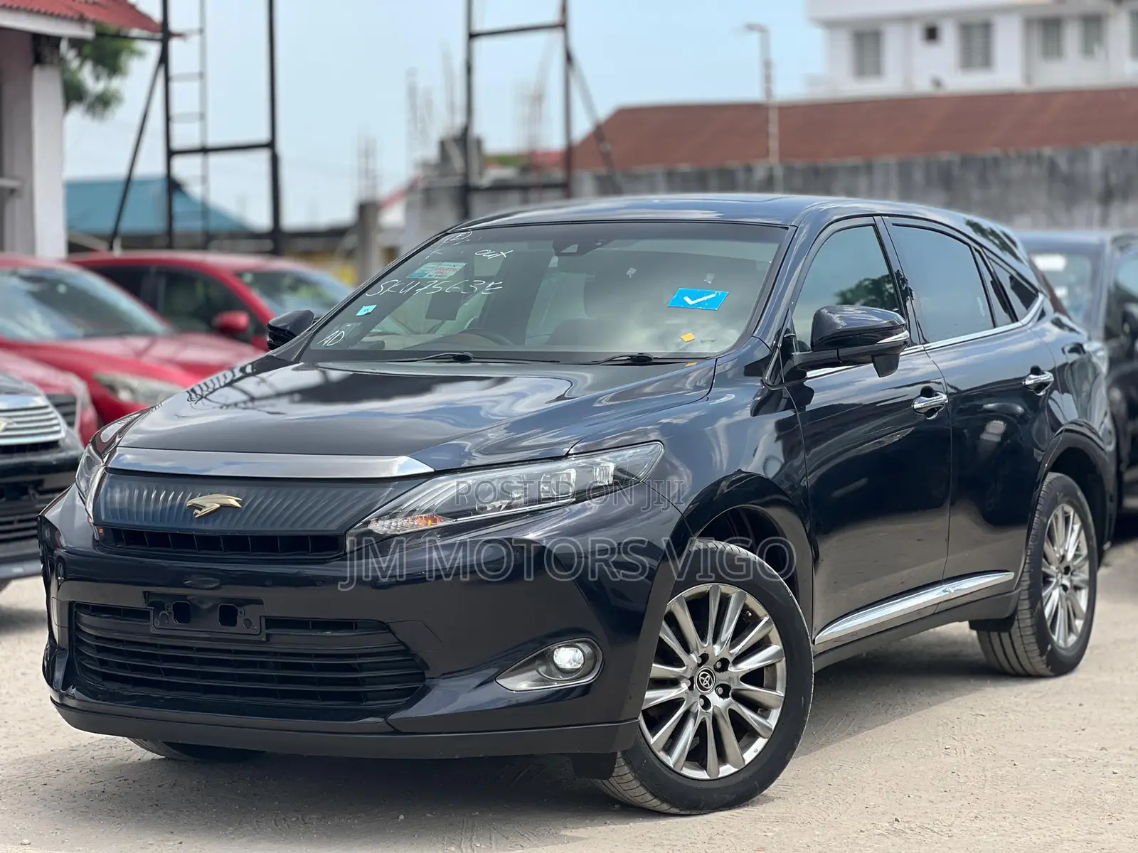 Toyota Harrier 2.0 2015 Blue