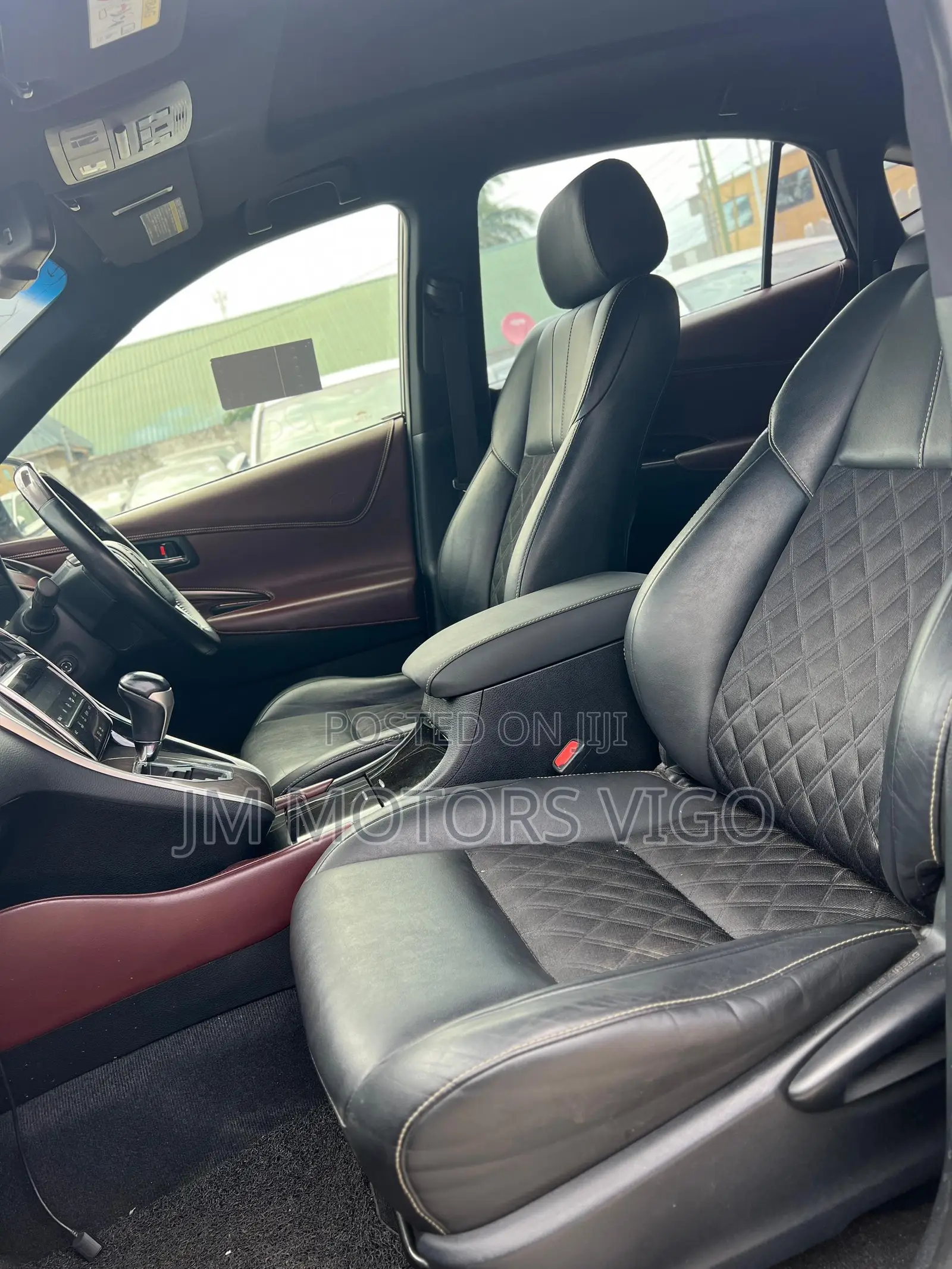 Toyota Harrier 2.0 2015 Blue