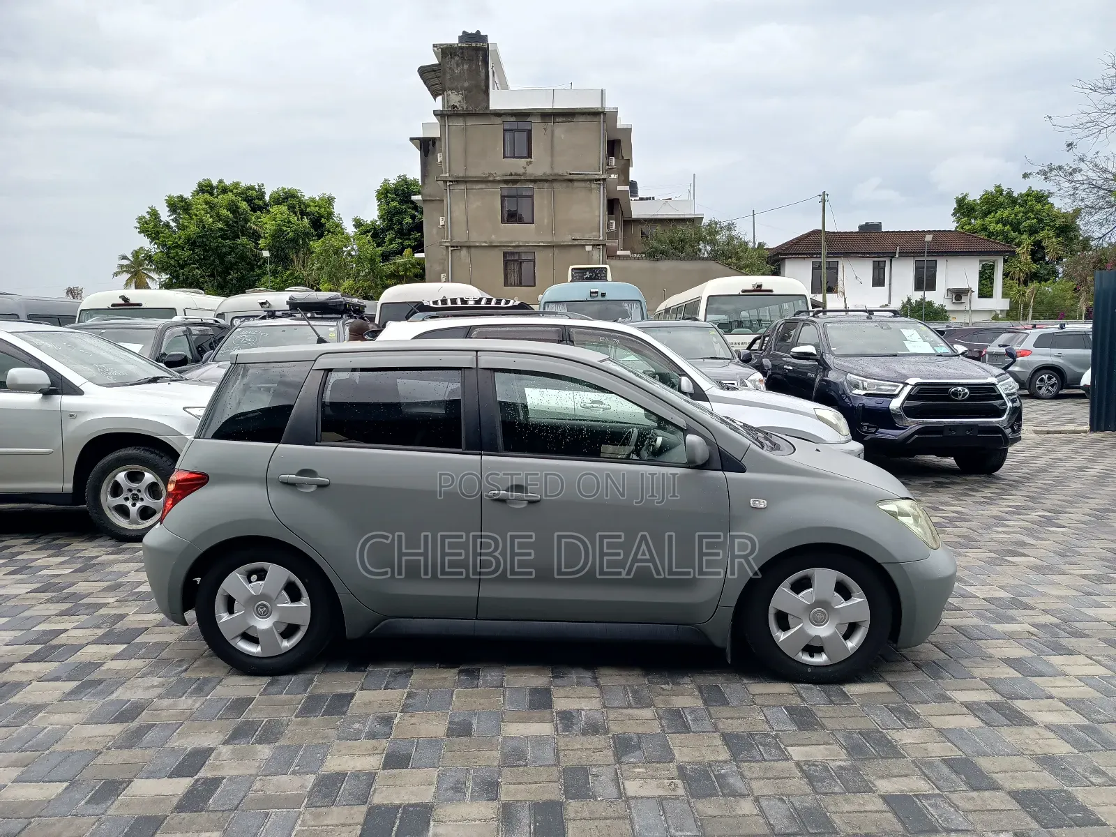 Toyota IST 2004 Beige