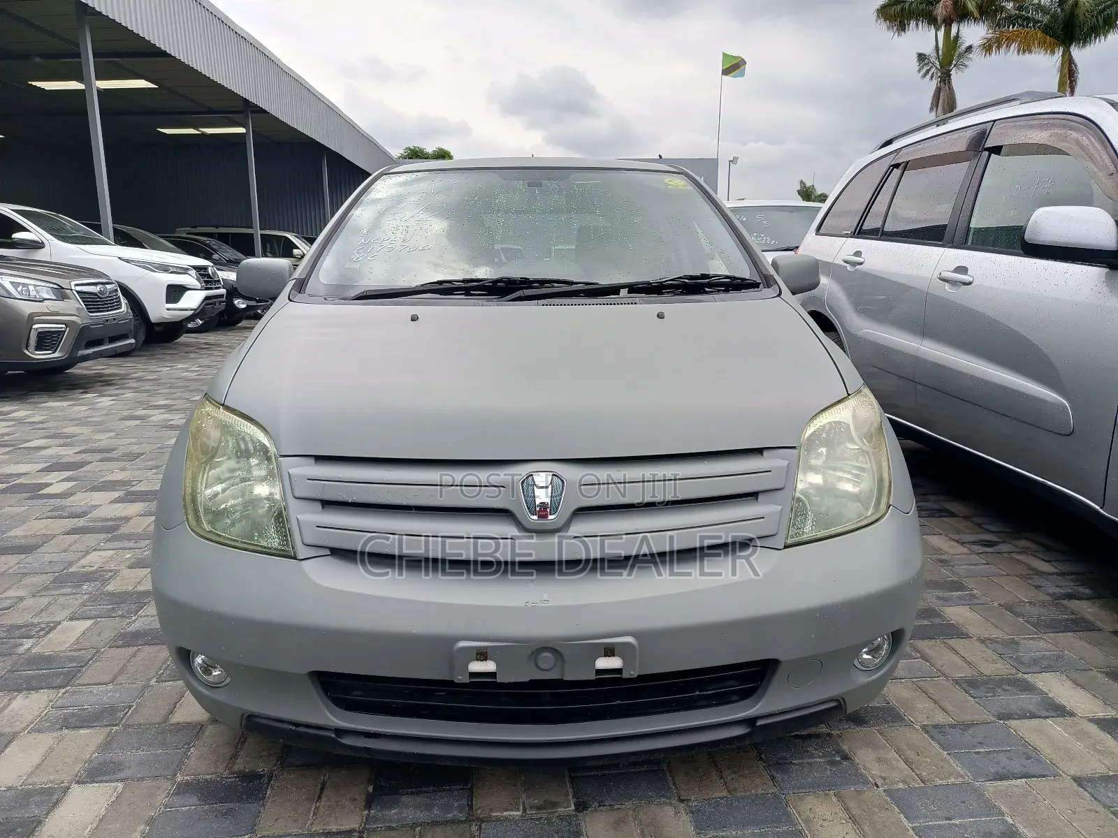 Toyota IST 2004 Beige