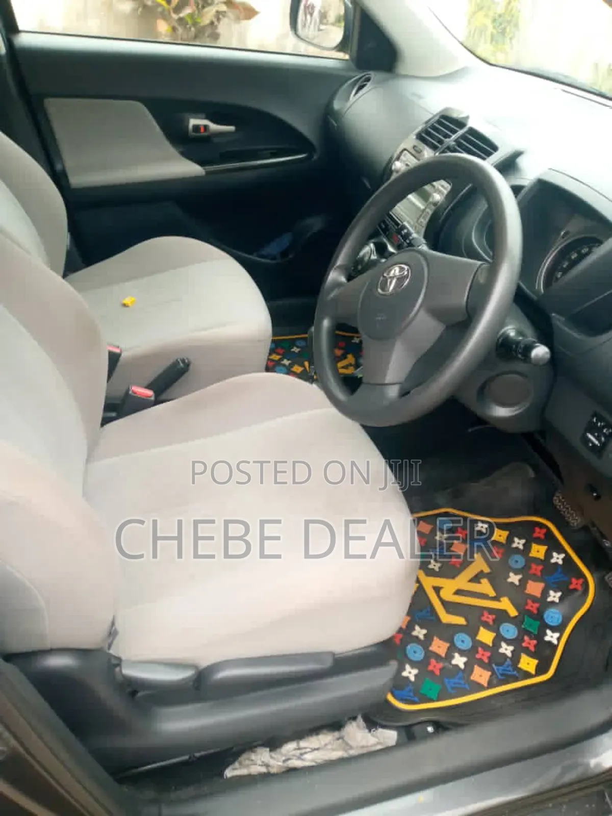 Toyota IST 2004 Beige