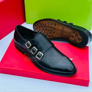 Men's Shoes Very Hot With Three Buckles on Top