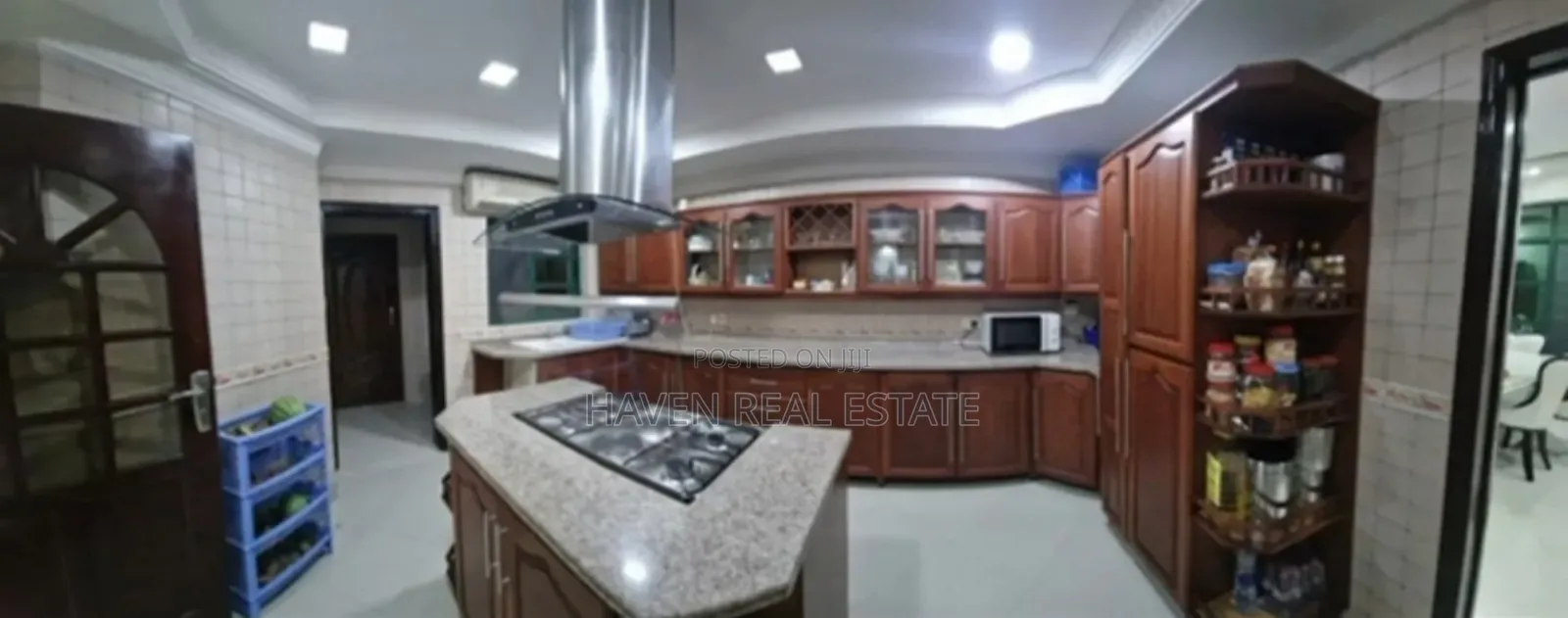 Furnished 5bdrm Villa in Mikocheni for sale