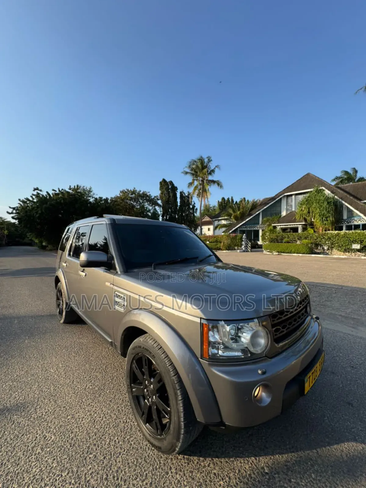 Land Rover Discovery 2010 Gray