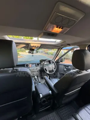 Land Rover Discovery 2010 Gray