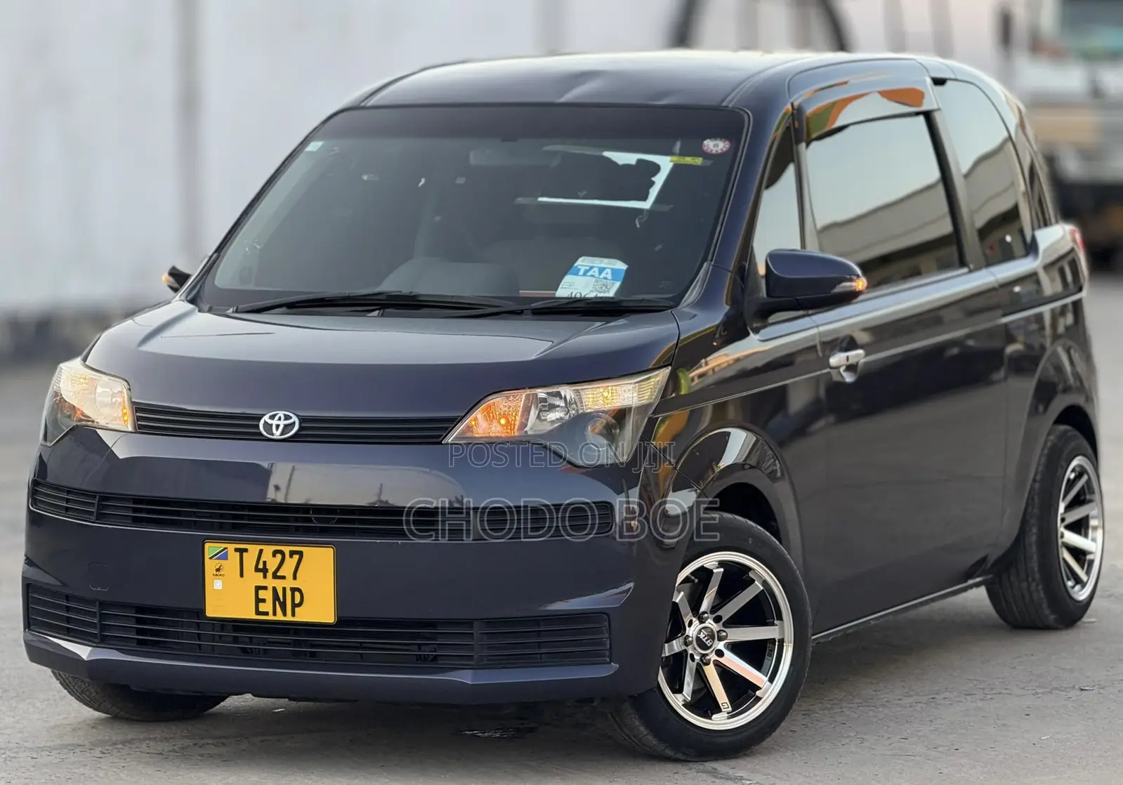 Toyota Spade 2012 Purple