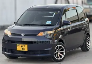 Toyota Spade 2012 Purple