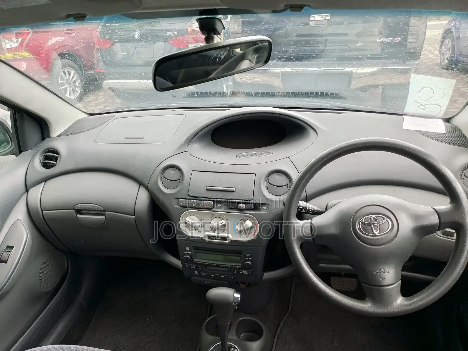 Toyota Vitz 1.3 AWD 3dr 2004 Gold