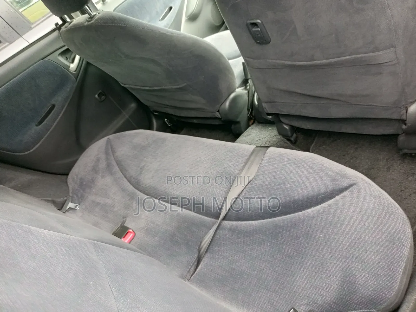 Toyota Vitz 1.3 AWD 3dr 2004 Gold