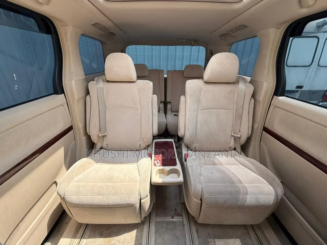 Toyota Alphard 2.4 Petrol FWD 2008 Pearl