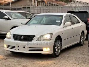 Toyota Crown 2005 Pearl