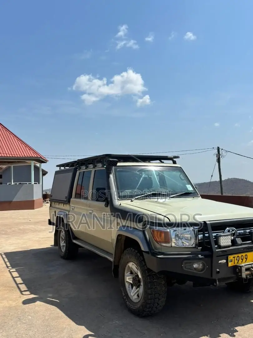Toyota Land Cruiser 79 Series 2019 Beige