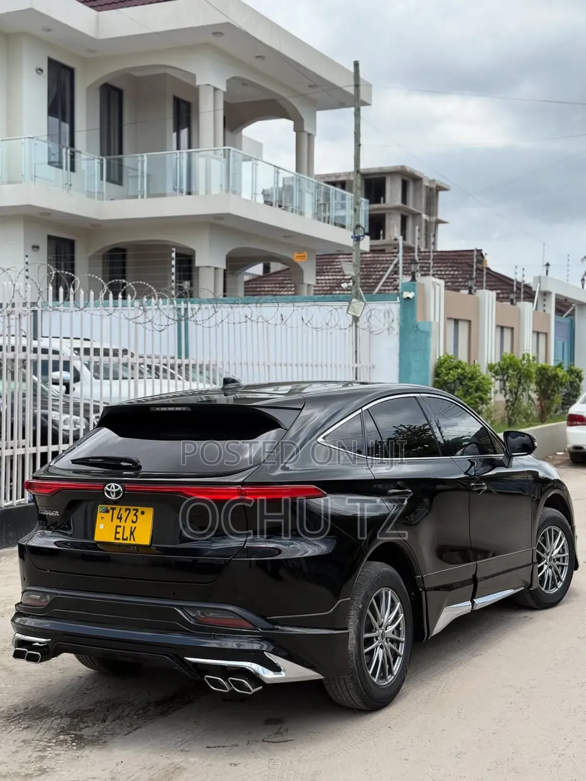 Toyota Harrier 2021 Black