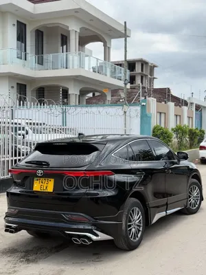 Toyota Harrier 2021 Black