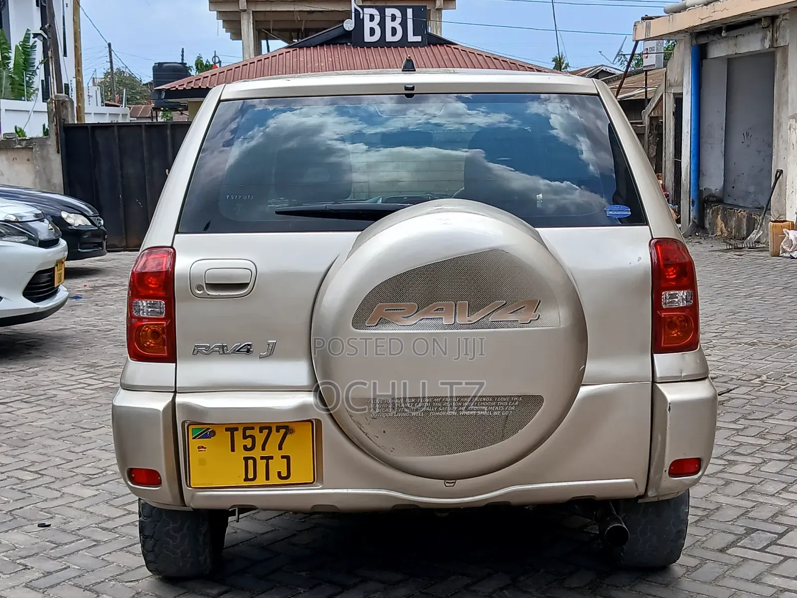 Toyota RAV4 2005 Gold