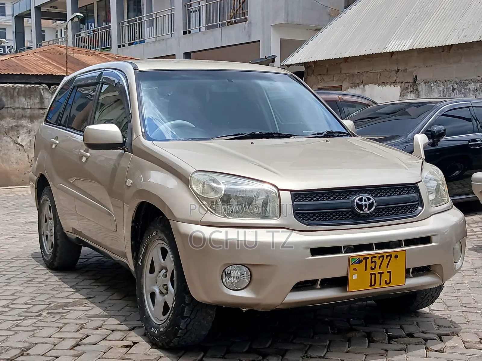 Toyota RAV4 2005 Gold