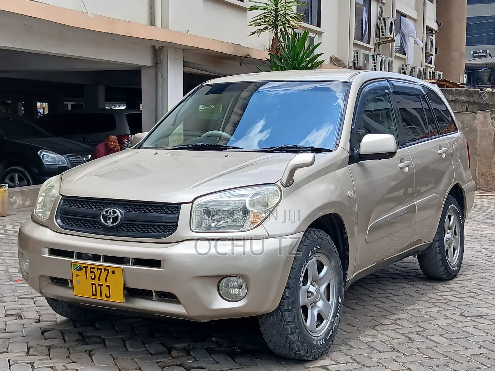 Toyota RAV4 2005 Gold