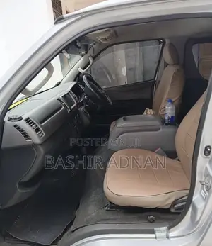 Toyota HiAce 2007 Silver