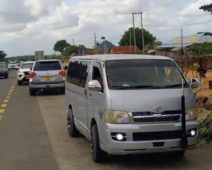 Toyota HiAce 2007 Silver