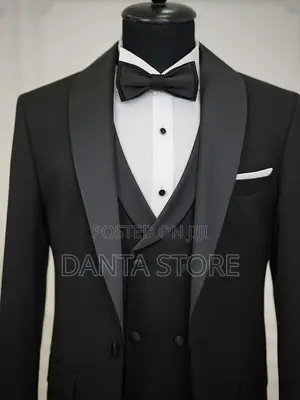 Mario Casas Black Men’S Suits