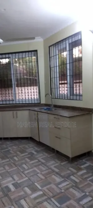 5bdrm House in Mikocheni for rent
