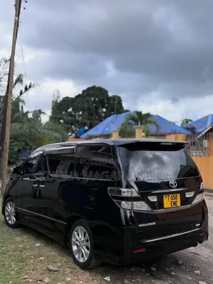 Toyota Vellfire 2010 Black