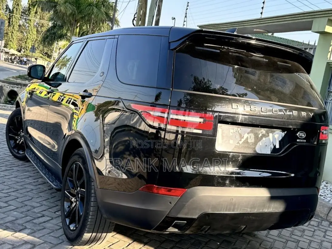 Land Rover Discovery 2018 Black