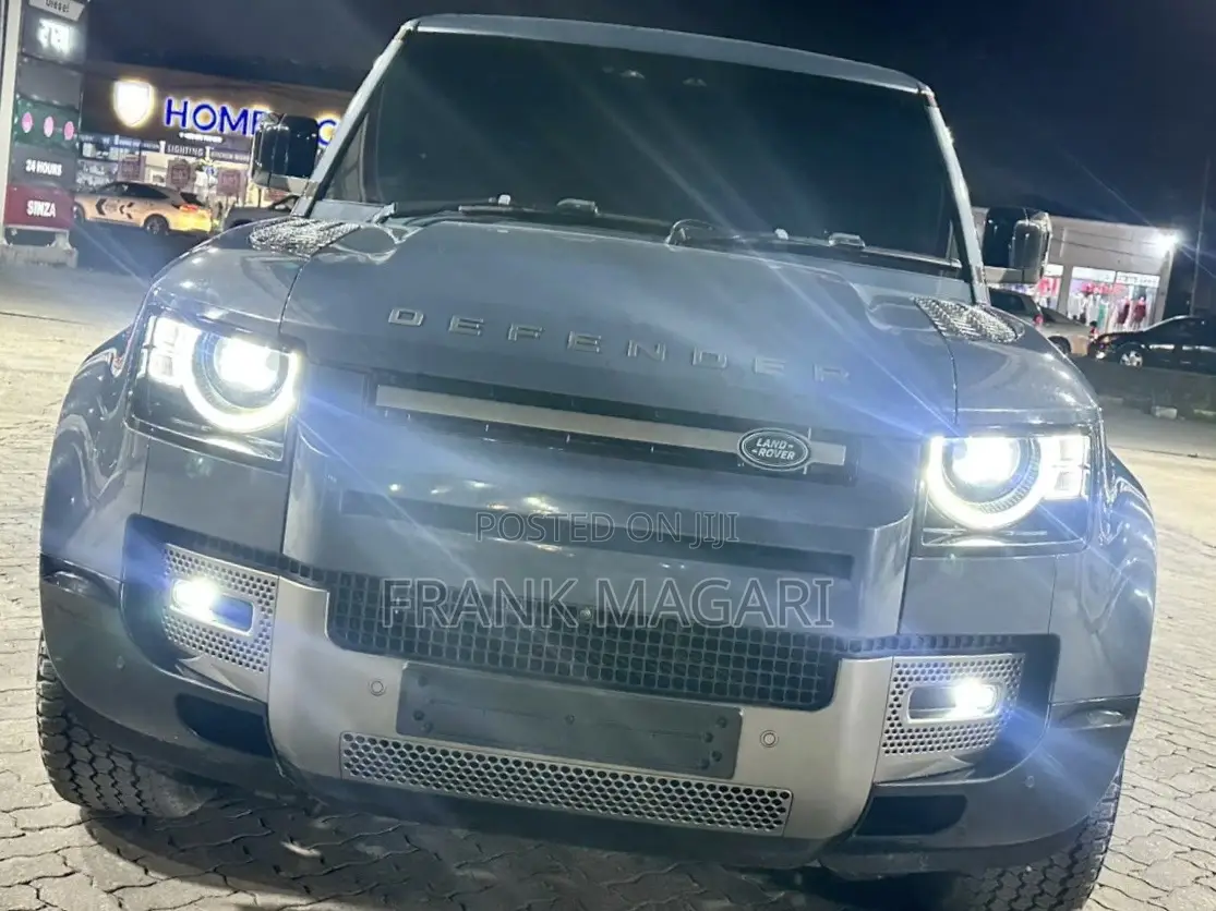 Land Rover Defender 2022 Blue