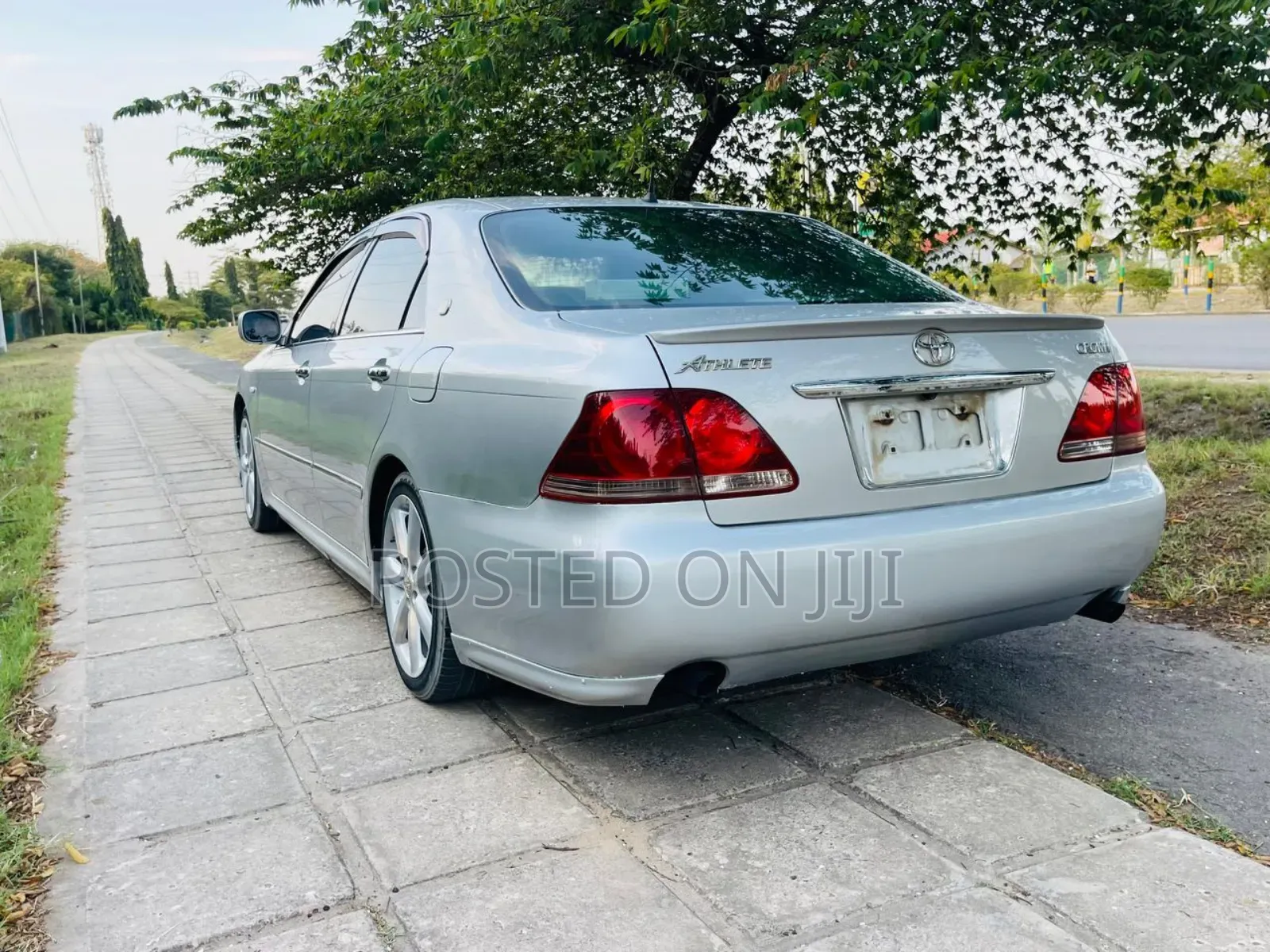 Toyota Crown Royale 2005 Silver
