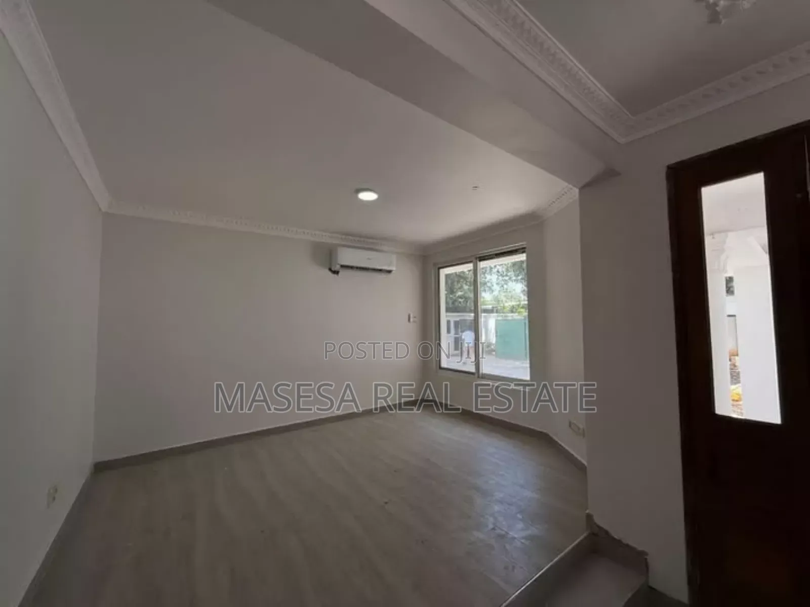 6bdrm Bungalow in Oyster Bay for rent